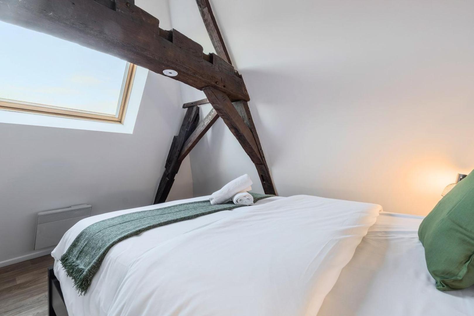 Duplex Next To Grand Place ليل المظهر الخارجي الصورة